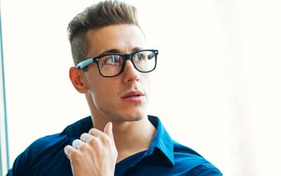 10 Hairstyles That Pair Well With Glasses