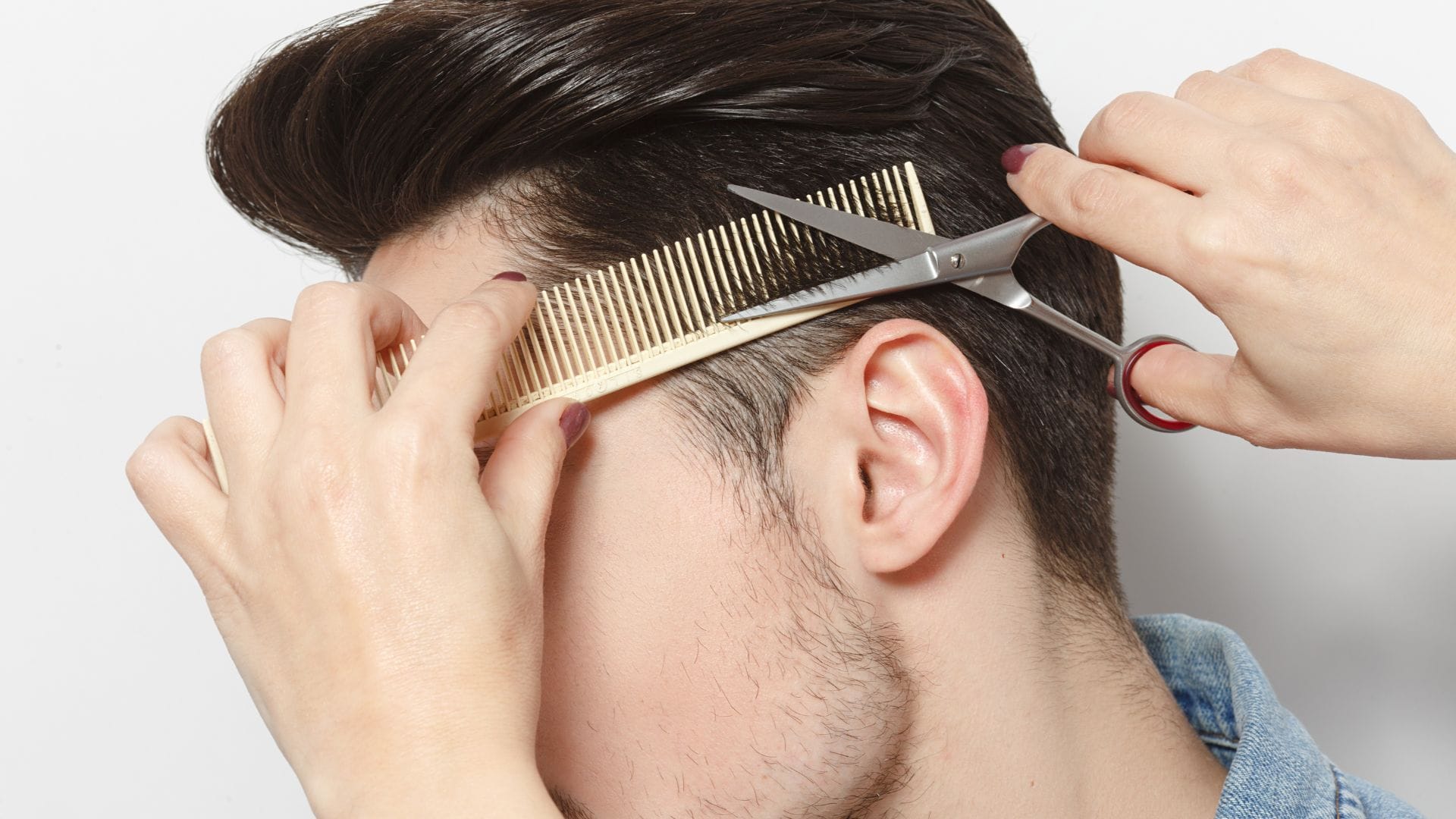 12 Tips for Maintaining a Fresh Line Up Haircut at Home