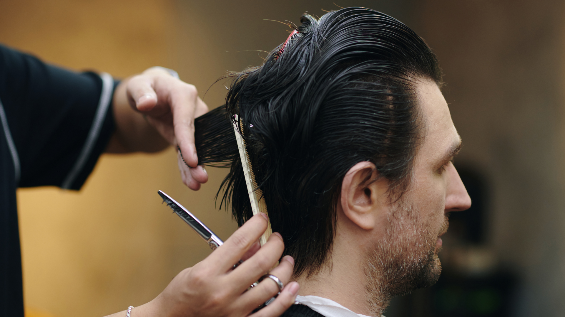 13 Reasons You Have Split Ends (And How to Fix Them)