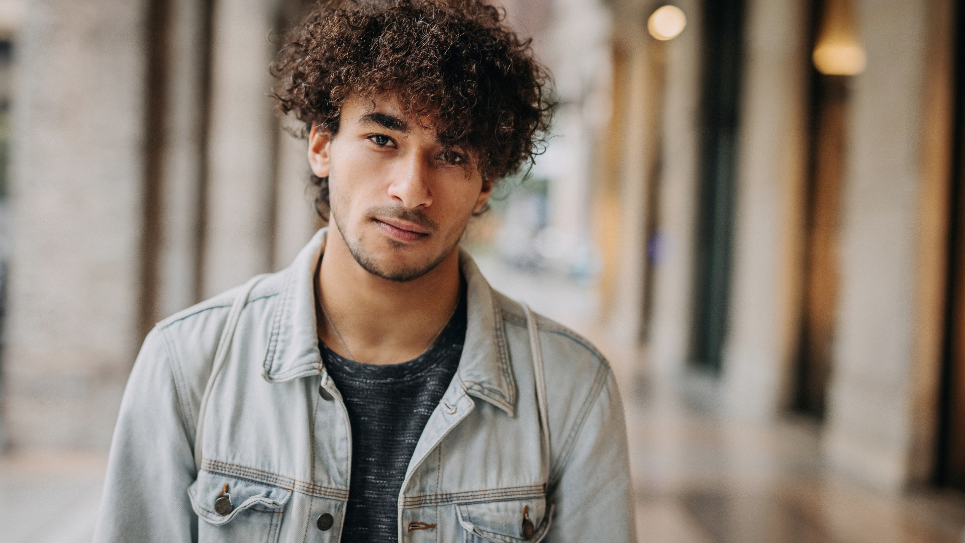 14 Products That Will Keep Men’s Curly Hair Looking Amazing 14 Products That Will Keep Men's Curly Hair Looking Amazing
