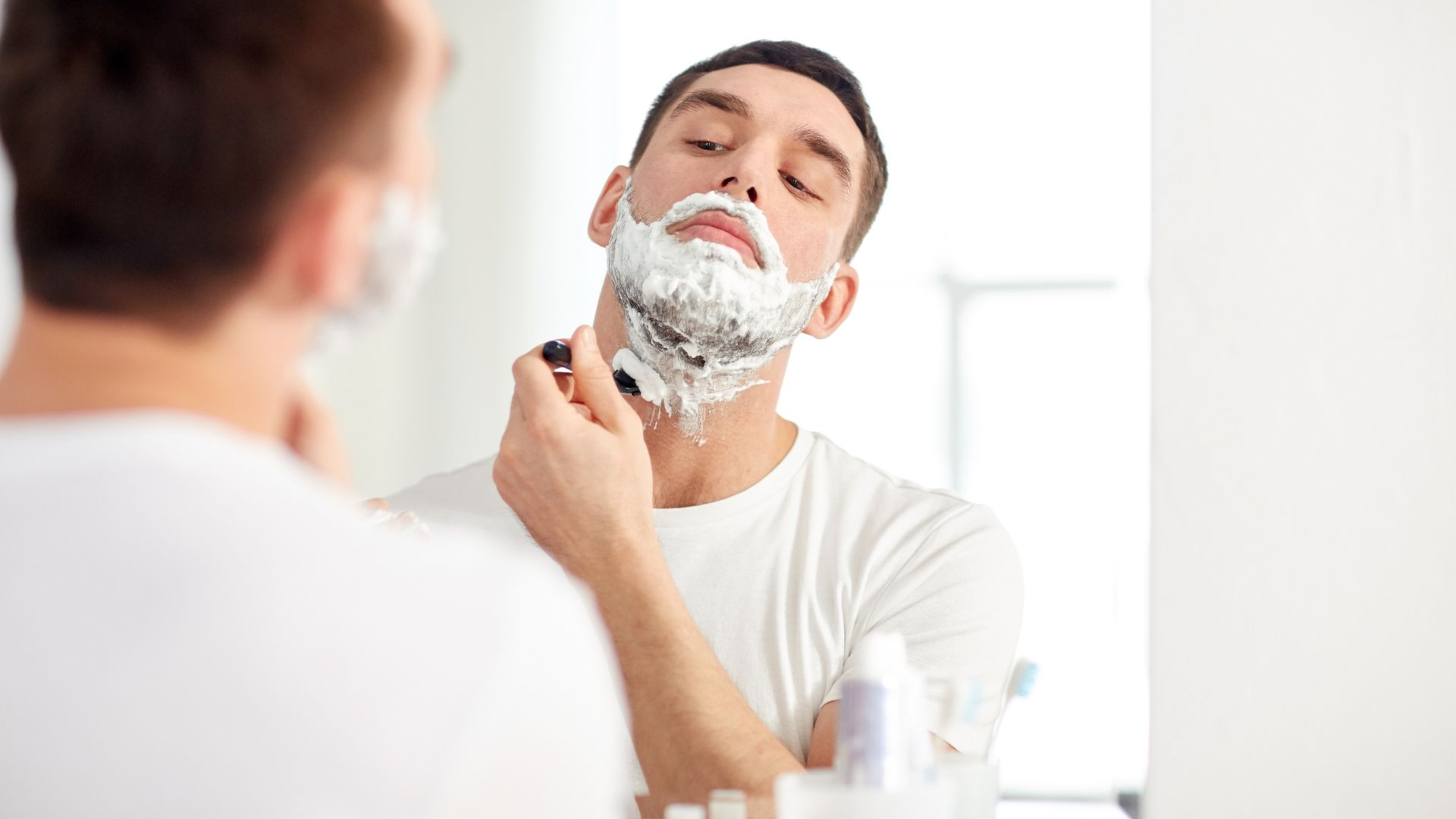 14 Safety Tips for Men Shaving at Home